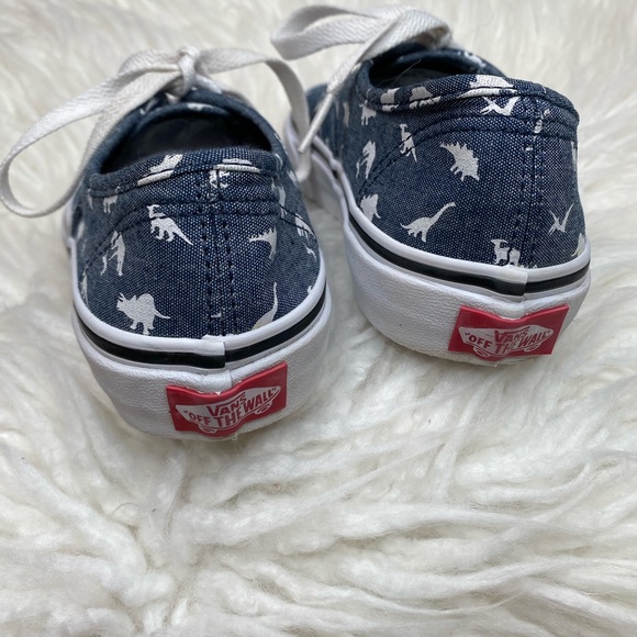 Kids Vans Shoes - Picture 11 of 12